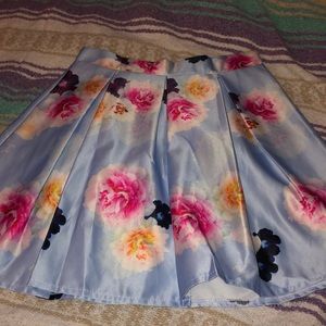 High waisted skirt